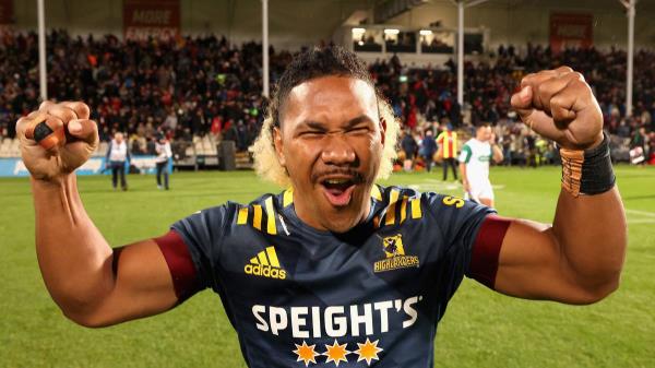 橄榄球:全黑世界杯希望Folau Fakatava有望在高地人的季前赛中回归