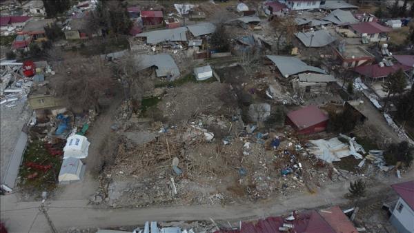 土耳其建筑公司帮助地震灾民