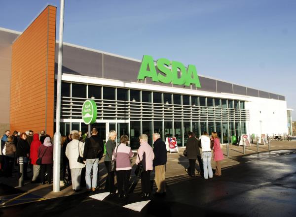 Asda Lowestoft商店的工人下个月将举行罢工