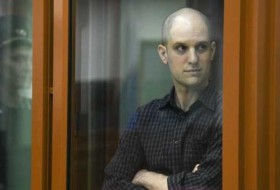 俄罗斯要求以间谍罪审判美国记者18年监禁